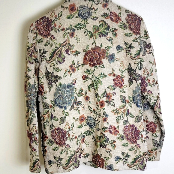 Floral Blazer - Picture 4 of 4